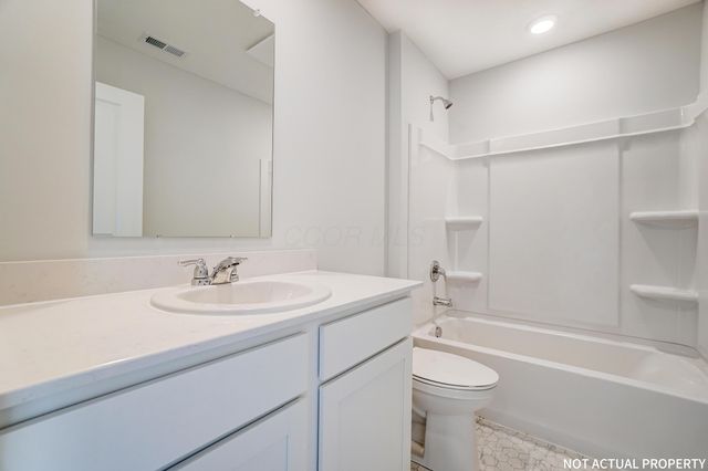 64 Cider Mill Drive, Ashville, OH 43103