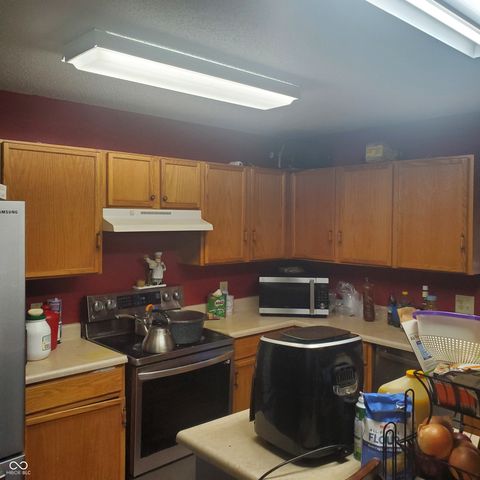 1324 Castleford Lane, Indianapolis, IN 46234