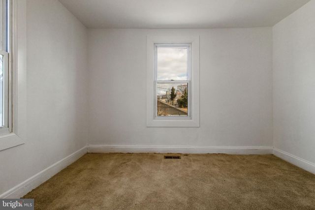 5327 HAMLIN AVE, Baltimore, MD 21215