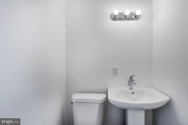 5327 HAMLIN AVE, Baltimore, MD 21215