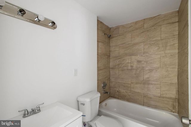 5327 HAMLIN AVE, Baltimore, MD 21215