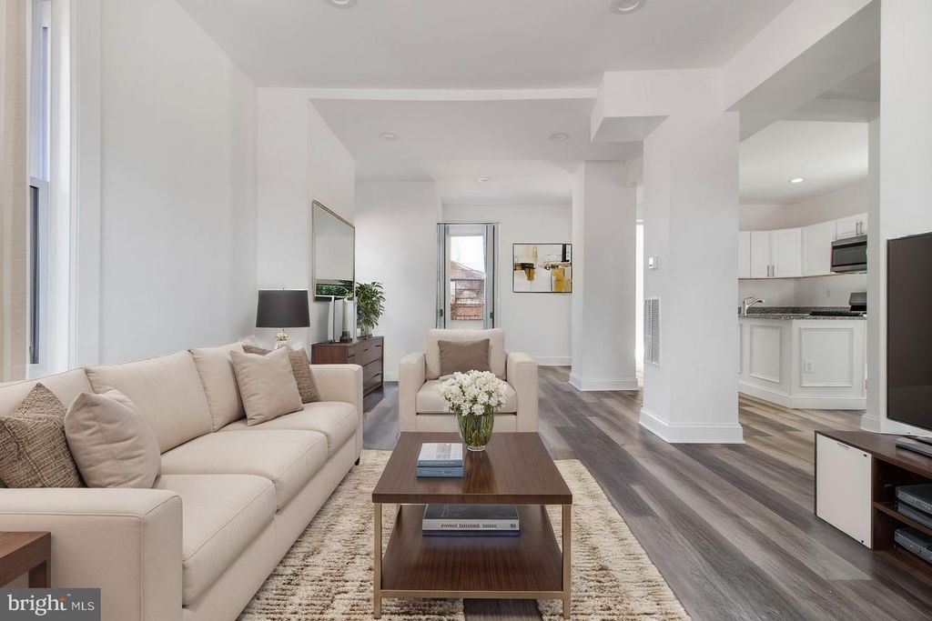 5327 HAMLIN AVE, Baltimore, MD 21215