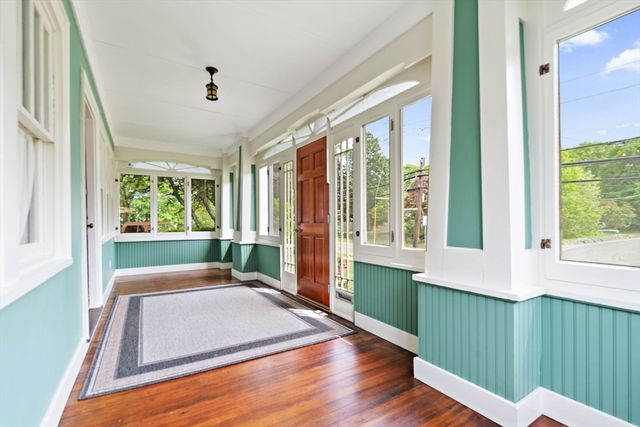 34 Great Road, Maynard, MA 01754