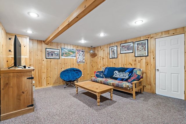 34 Great Road, Maynard, MA 01754