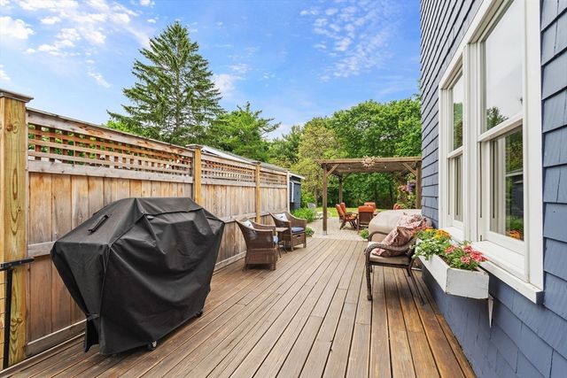 34 Great Road, Maynard, MA 01754