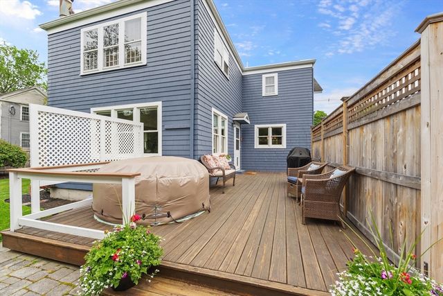 34 Great Road, Maynard, MA 01754