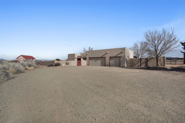 25 Arroyita, Algodones, NM 87001