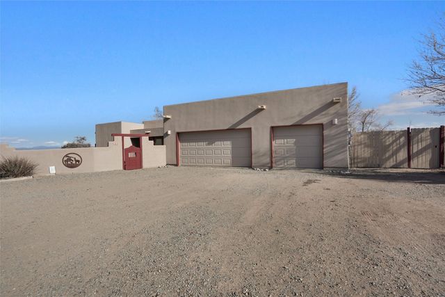 25 Arroyita, Algodones, NM 87001