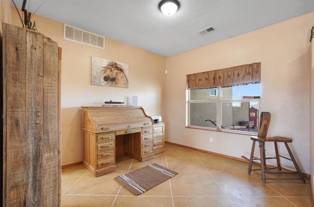 25 Arroyita, Algodones, NM 87001