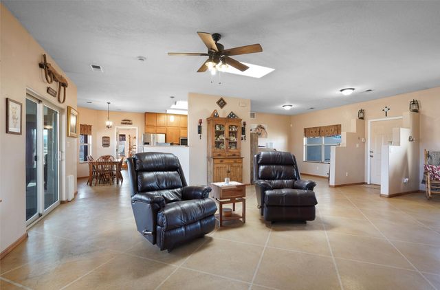 25 Arroyita, Algodones, NM 87001