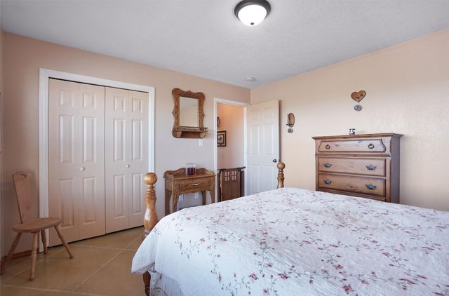 25 Arroyita, Algodones, NM 87001