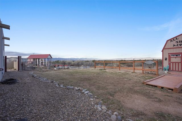 25 Arroyita, Algodones, NM 87001