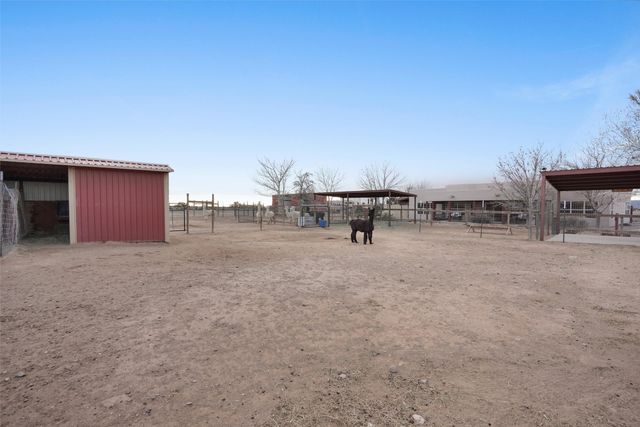 25 Arroyita, Algodones, NM 87001