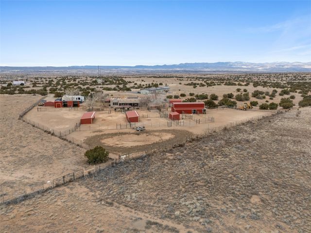 25 Arroyita, Algodones, NM 87001