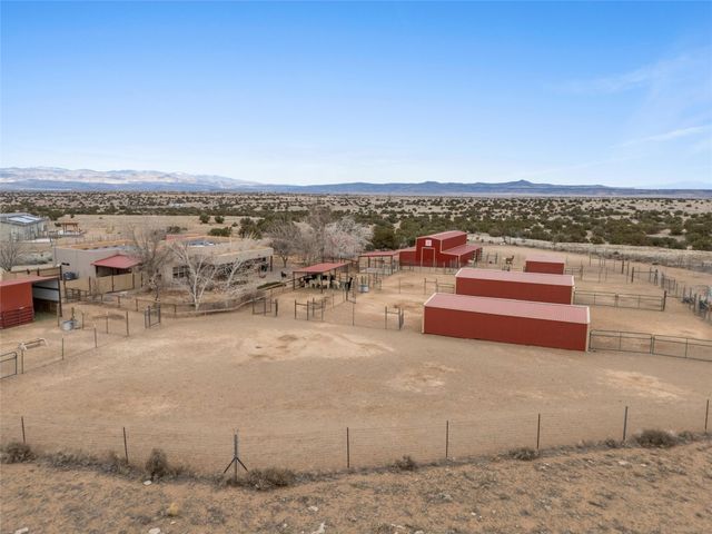 25 Arroyita, Algodones, NM 87001