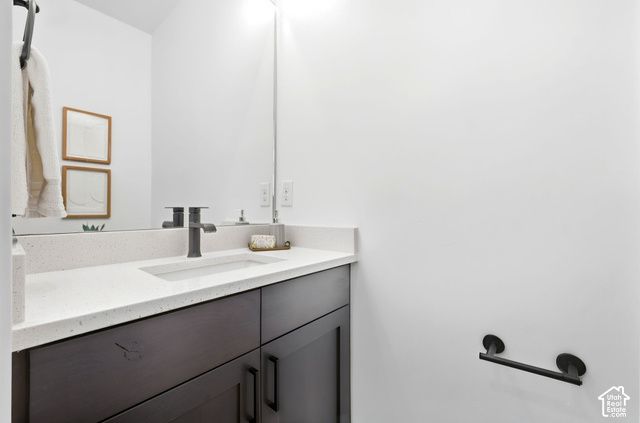 153 E ROCHEFORT CT, Sandy, UT 84070