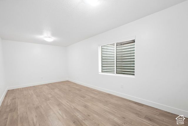 153 E ROCHEFORT CT, Sandy, UT 84070