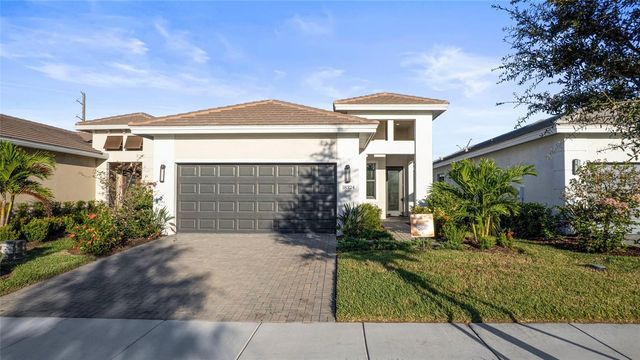 18324 ROCKPORT PLACE, Lakewood Ranch, FL 34211