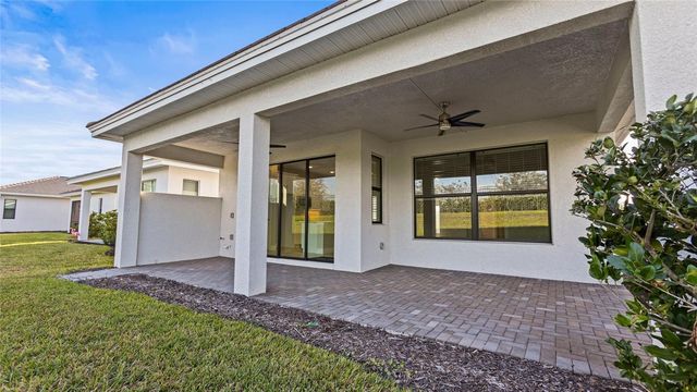 18324 ROCKPORT PLACE, Lakewood Ranch, FL 34211