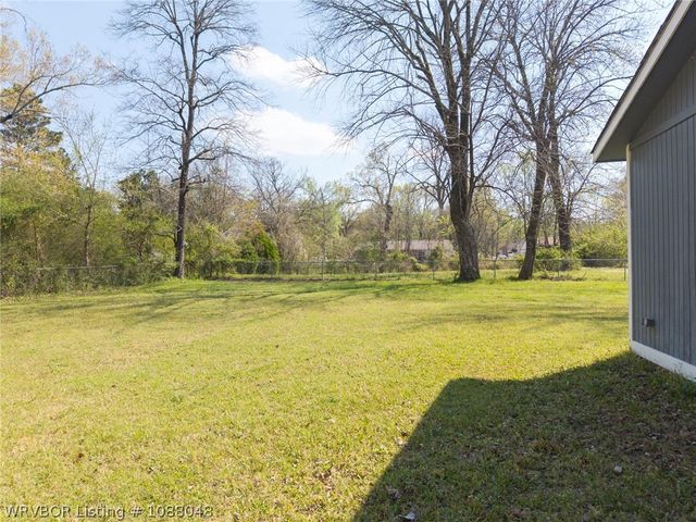 1624 N 52nd Street, Fort Smith, AR 72904