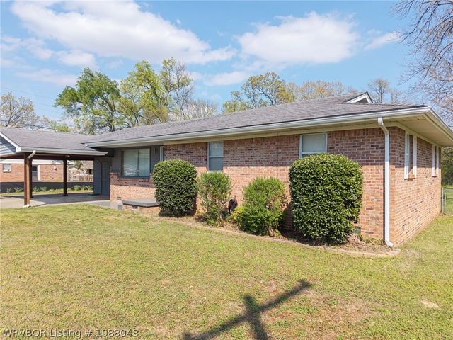 1624 N 52nd Street, Fort Smith, AR 72904