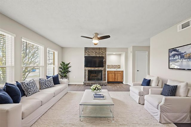 250 El Dorado Boulevard 210, Houston, TX 77598