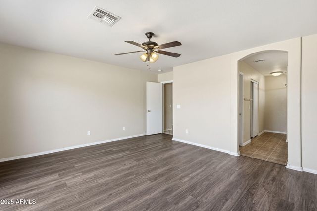 5453 N 77TH Lane, Glendale, AZ 85303