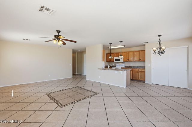 5453 N 77TH Lane, Glendale, AZ 85303