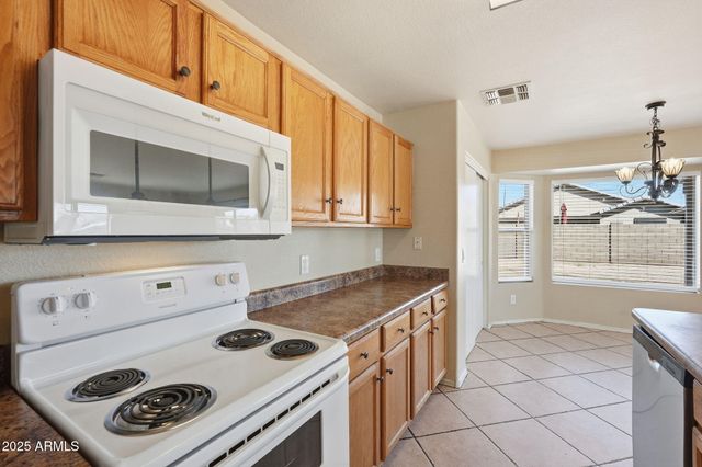 5453 N 77TH Lane, Glendale, AZ 85303