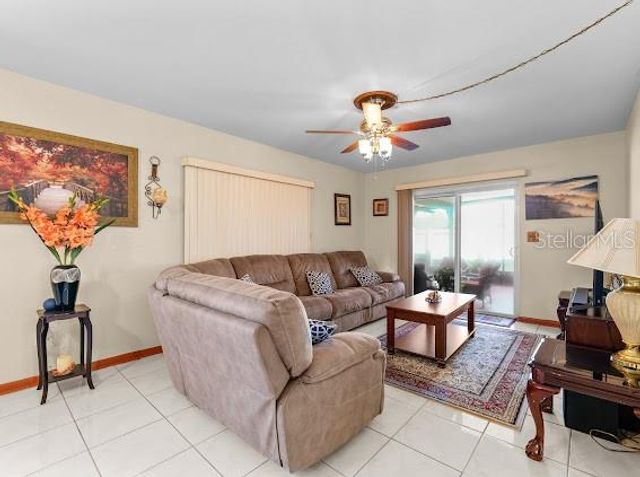 7806 N GOMEZ AVENUE, Tampa, FL 33614