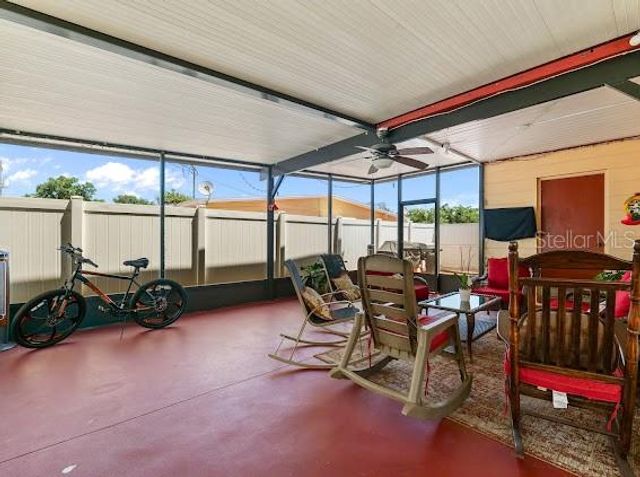 7806 N GOMEZ AVENUE, Tampa, FL 33614