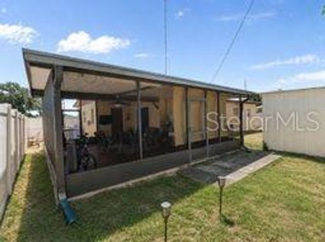 7806 N GOMEZ AVENUE, Tampa, FL 33614
