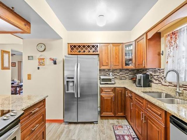 7806 N GOMEZ AVENUE, Tampa, FL 33614