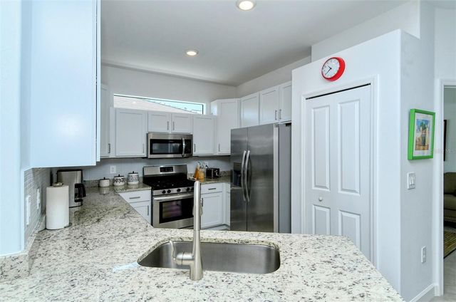 15957 CLEAR SKIES PLACE, Bradenton, FL 34211