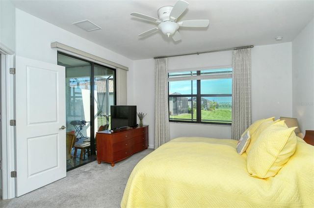 15957 CLEAR SKIES PLACE, Bradenton, FL 34211