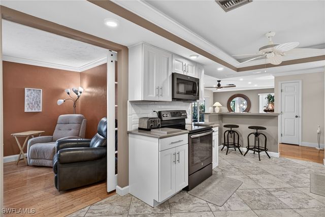 314 Reynolds CT, Naples, FL 34112