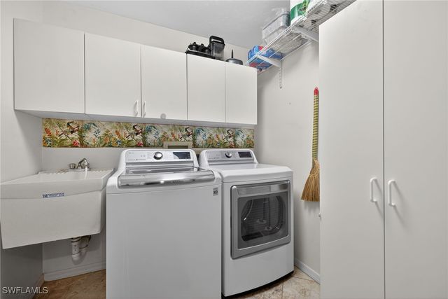 314 Reynolds CT, Naples, FL 34112