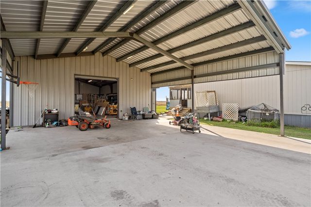 3427 County Road 26, Robstown, TX 78380