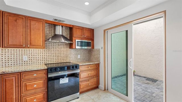 4358 OUTRIGGER LANE, Tampa, FL 33615