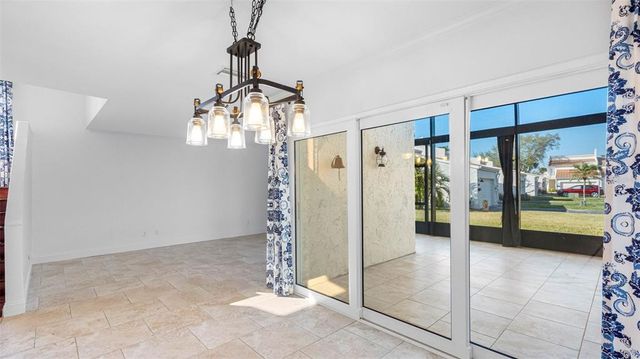 4358 OUTRIGGER LANE, Tampa, FL 33615