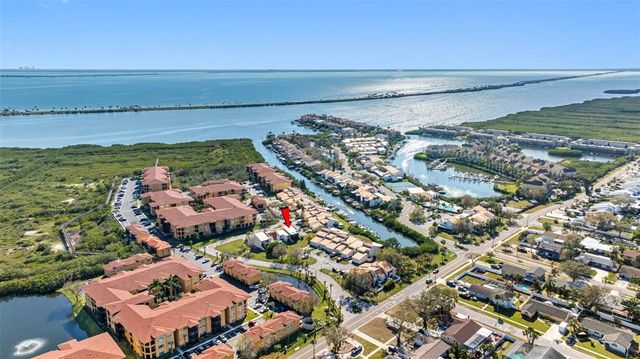 4358 OUTRIGGER LANE, Tampa, FL 33615