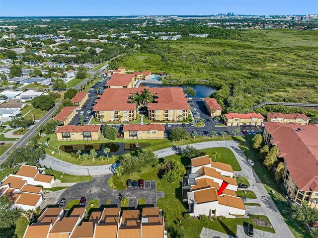 4358 OUTRIGGER LANE, Tampa, FL 33615
