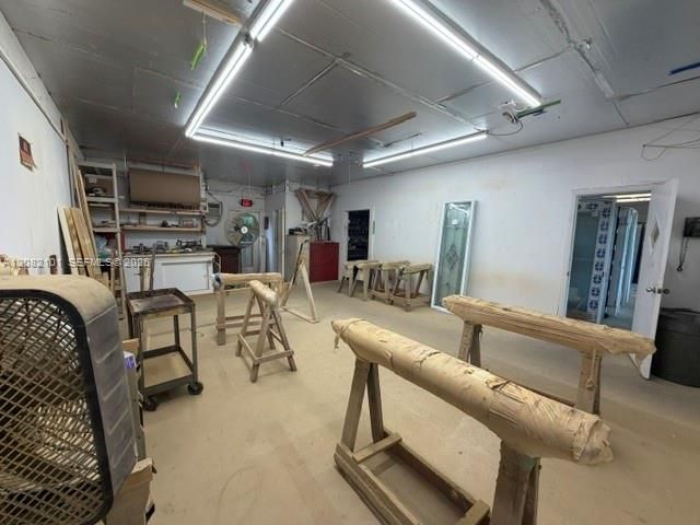 595 W Prospect Road, Oakland Park, FL 33309