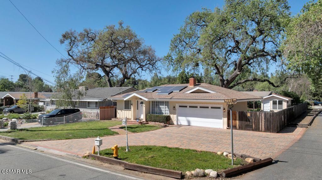 Image 3 of property listing at 685 Paige Lane, Thousand Oaks, CA 91360