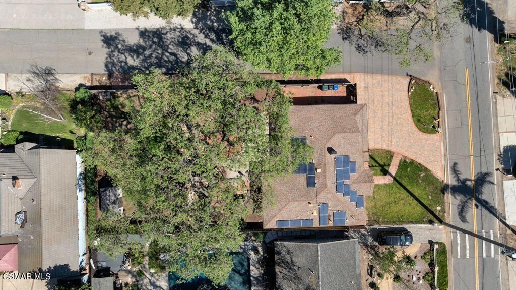 Image 4 of property listing at 685 Paige Lane, Thousand Oaks, CA 91360