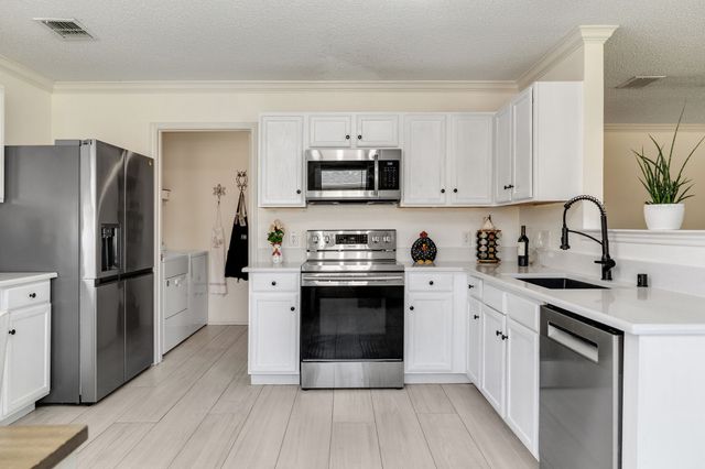 2633 Harbor Lights Drive, Little Elm, TX 75068
