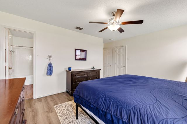 2633 Harbor Lights Drive, Little Elm, TX 75068