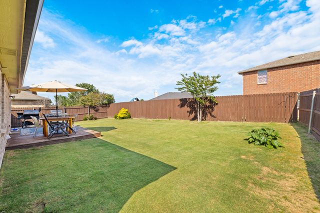 2633 Harbor Lights Drive, Little Elm, TX 75068