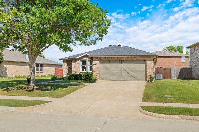 2633 Harbor Lights Drive, Little Elm, TX 75068
