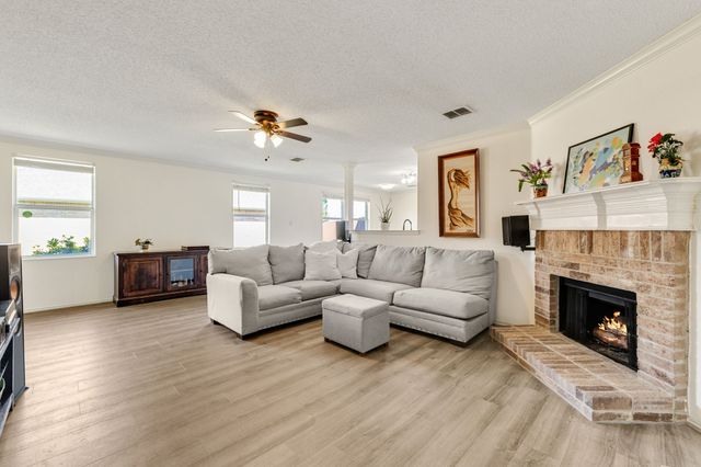 2633 Harbor Lights Drive, Little Elm, TX 75068
